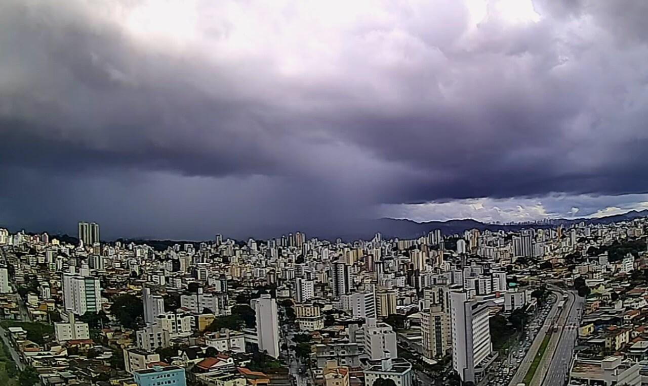 Alerta amarelo para temporais, chuva intensa e ventania em grande parte do Brasil